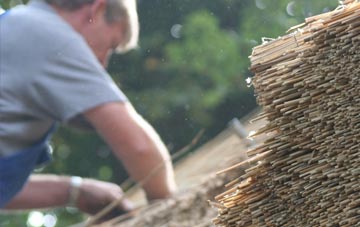 professional Cwm Ffrwd Oer thatchers